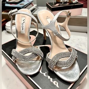 Nina Sanchia-Fy silver, sparkle heels. Excellent condition - worn once.